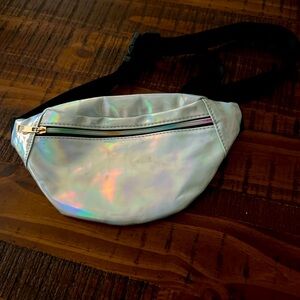 2/$5 Holographic Fanny pack